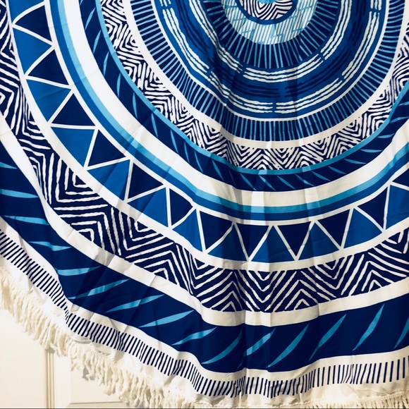 Beach Throw - Picture 2 of 4